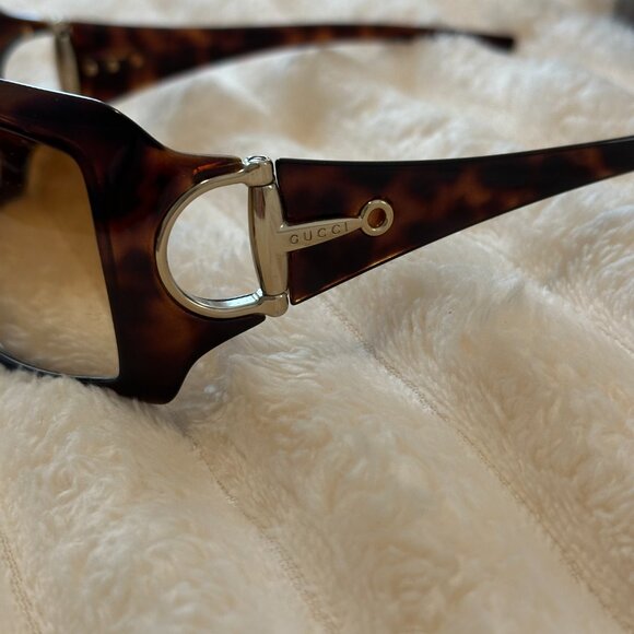 Brown Gucci Sunglasses - Picture 6 of 16